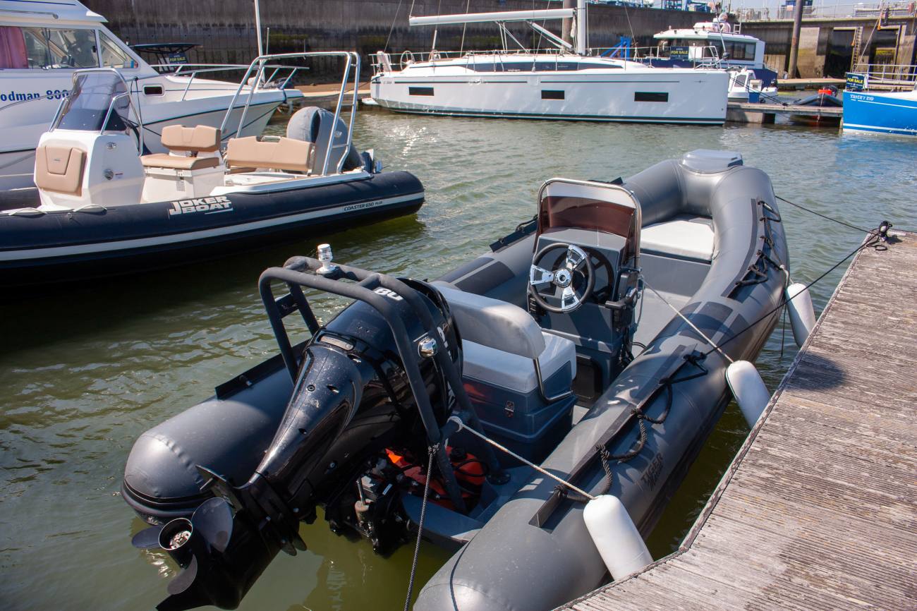2024 Tiger Marine Dive Master 520 image 13
