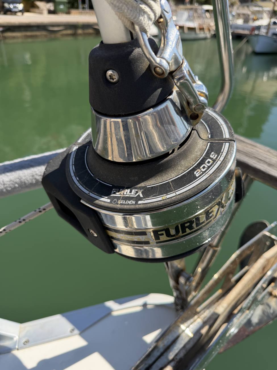 2011 Bavaria 36 Cruiser image 14