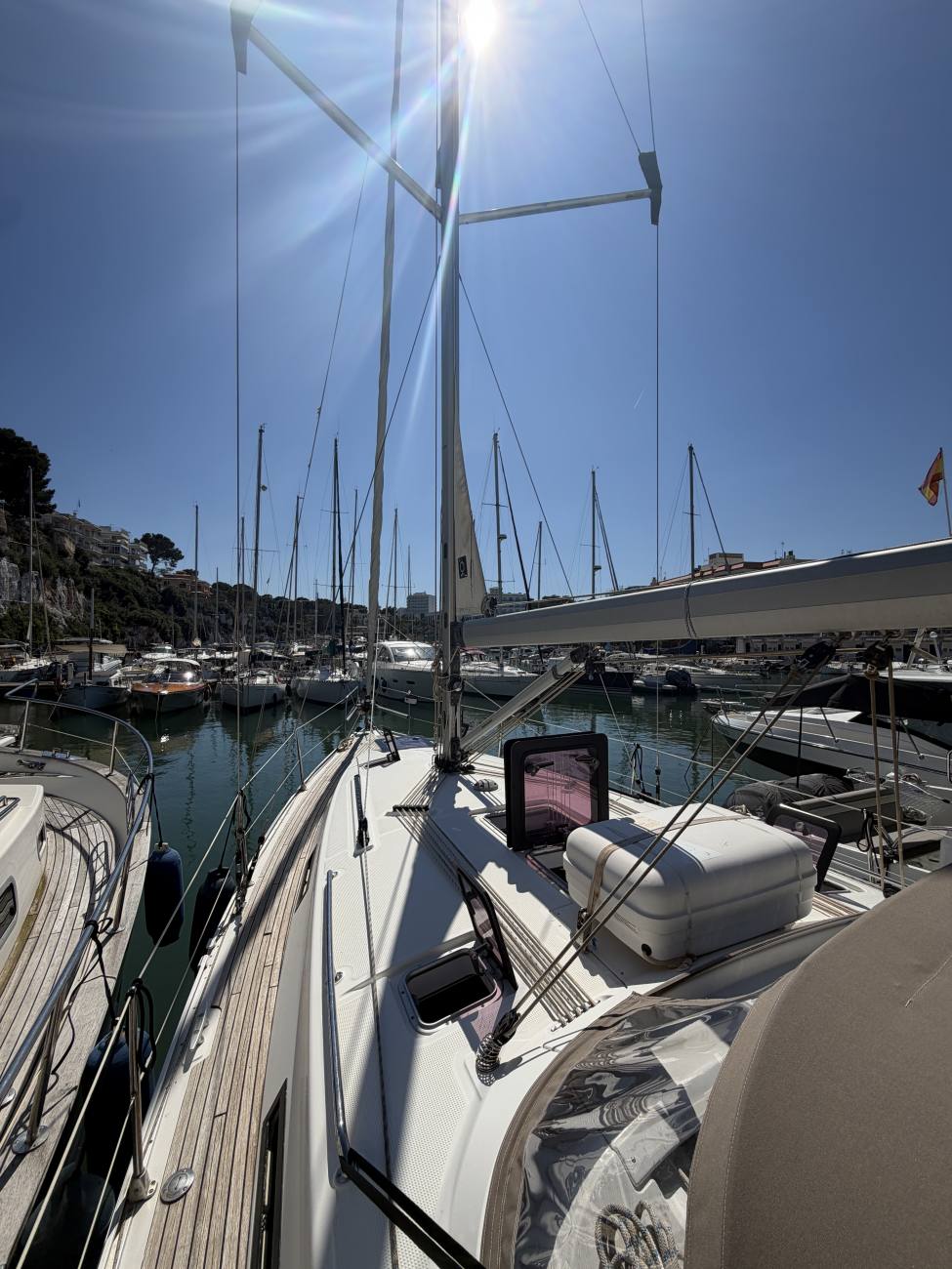 2011 Bavaria 36 Cruiser image 15