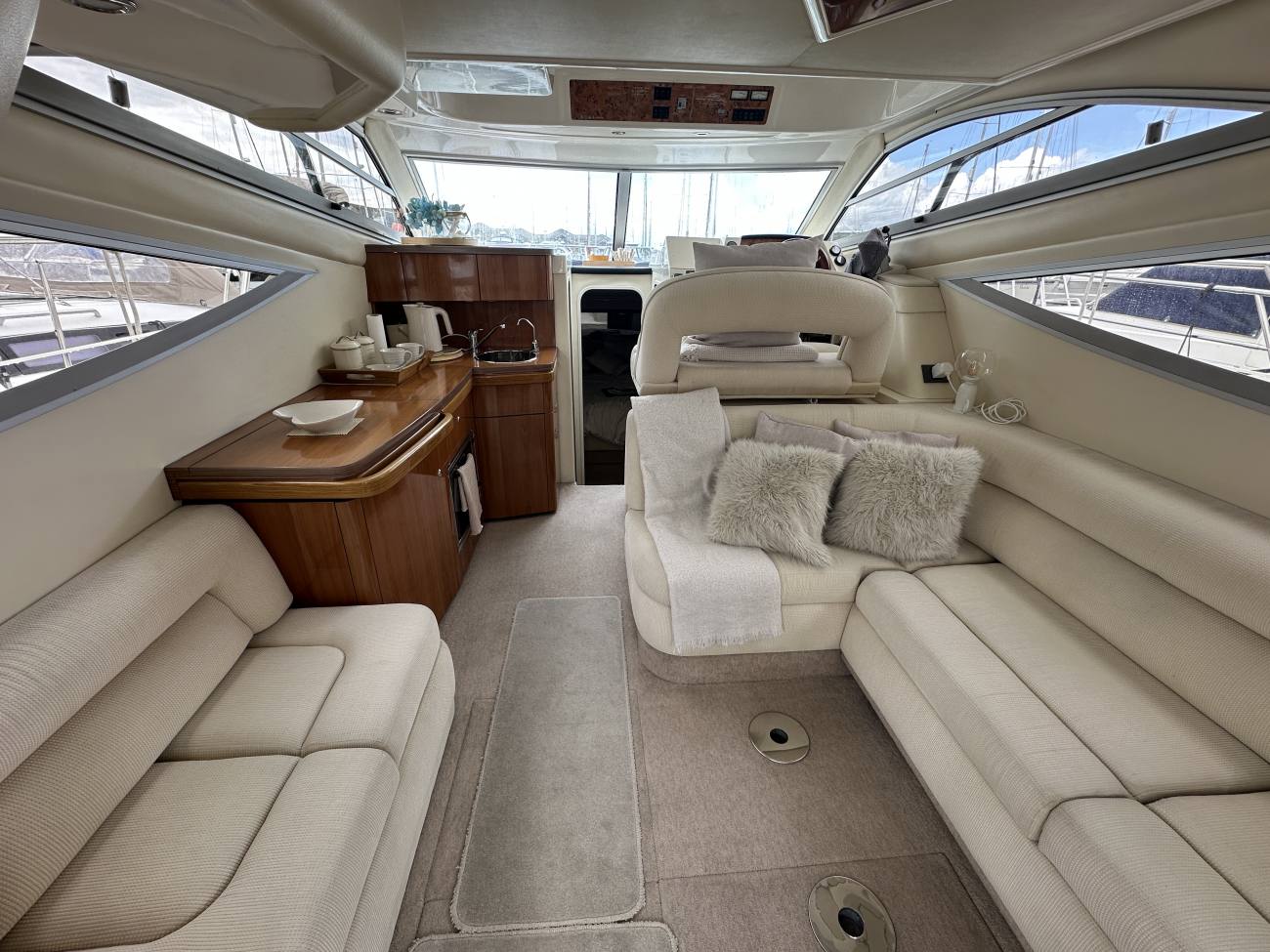 2004 Sealine F34 image 29