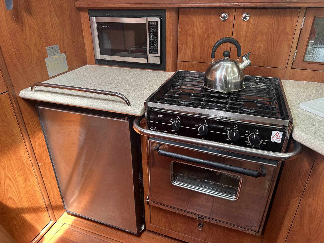 2010 Hunter Legend 41 Deck Saloon image 47