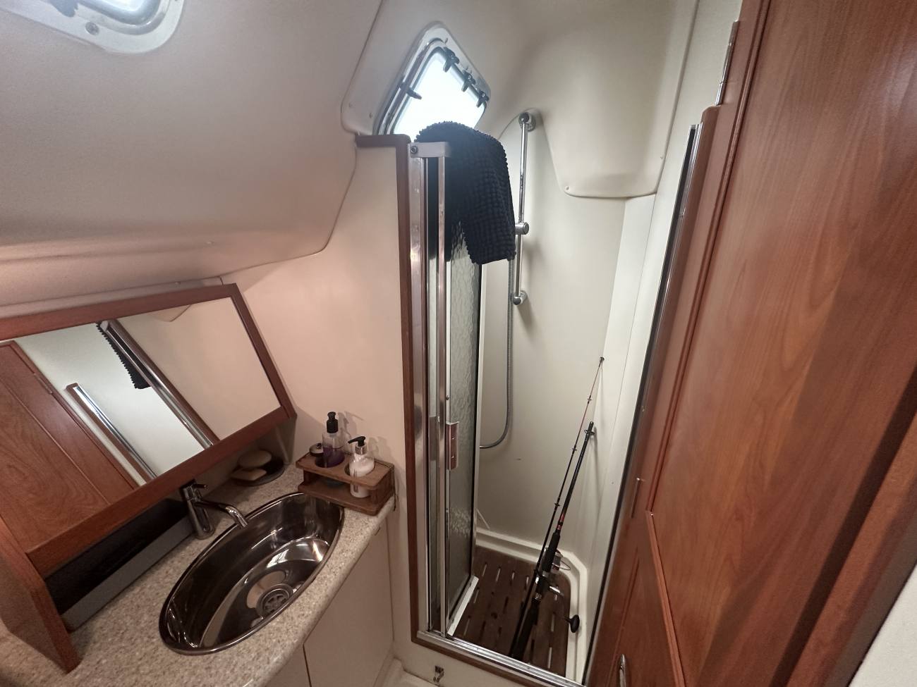 2010 Hunter Legend 41 Deck Saloon image 7