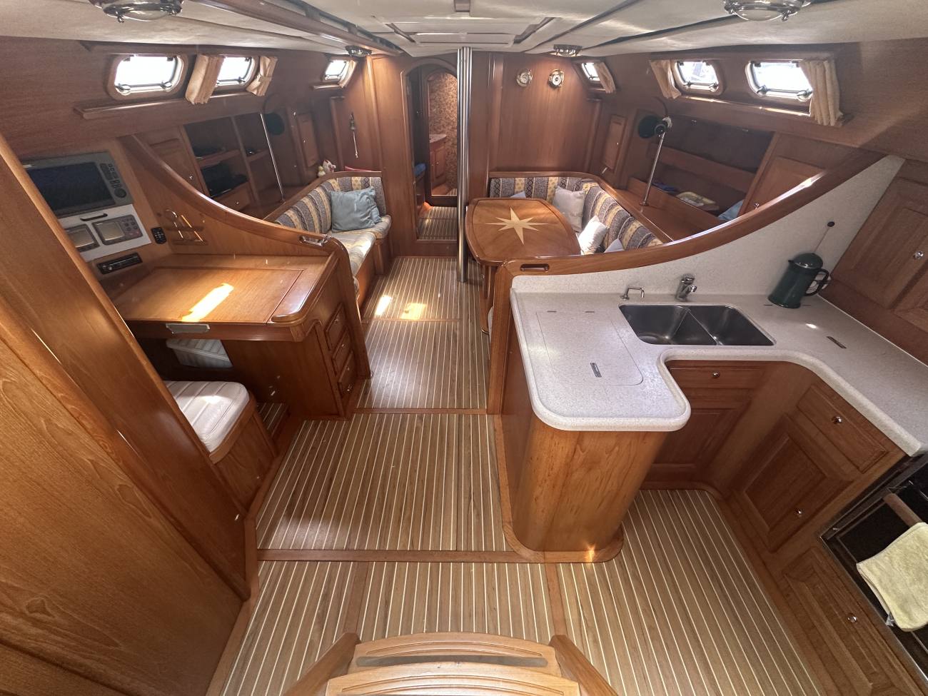 2001 Dufour 50 Prestige image 24