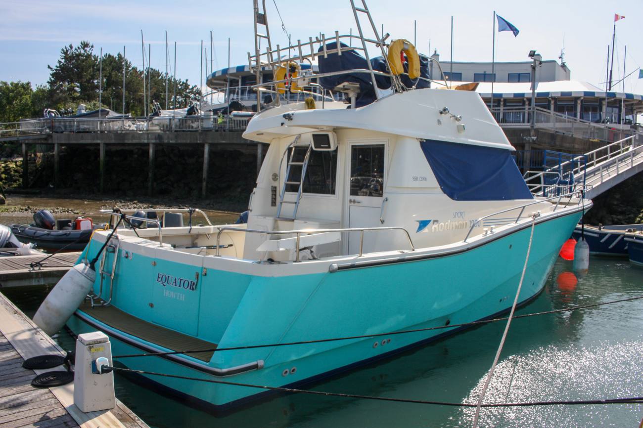2006 Rodman 1250 image 26