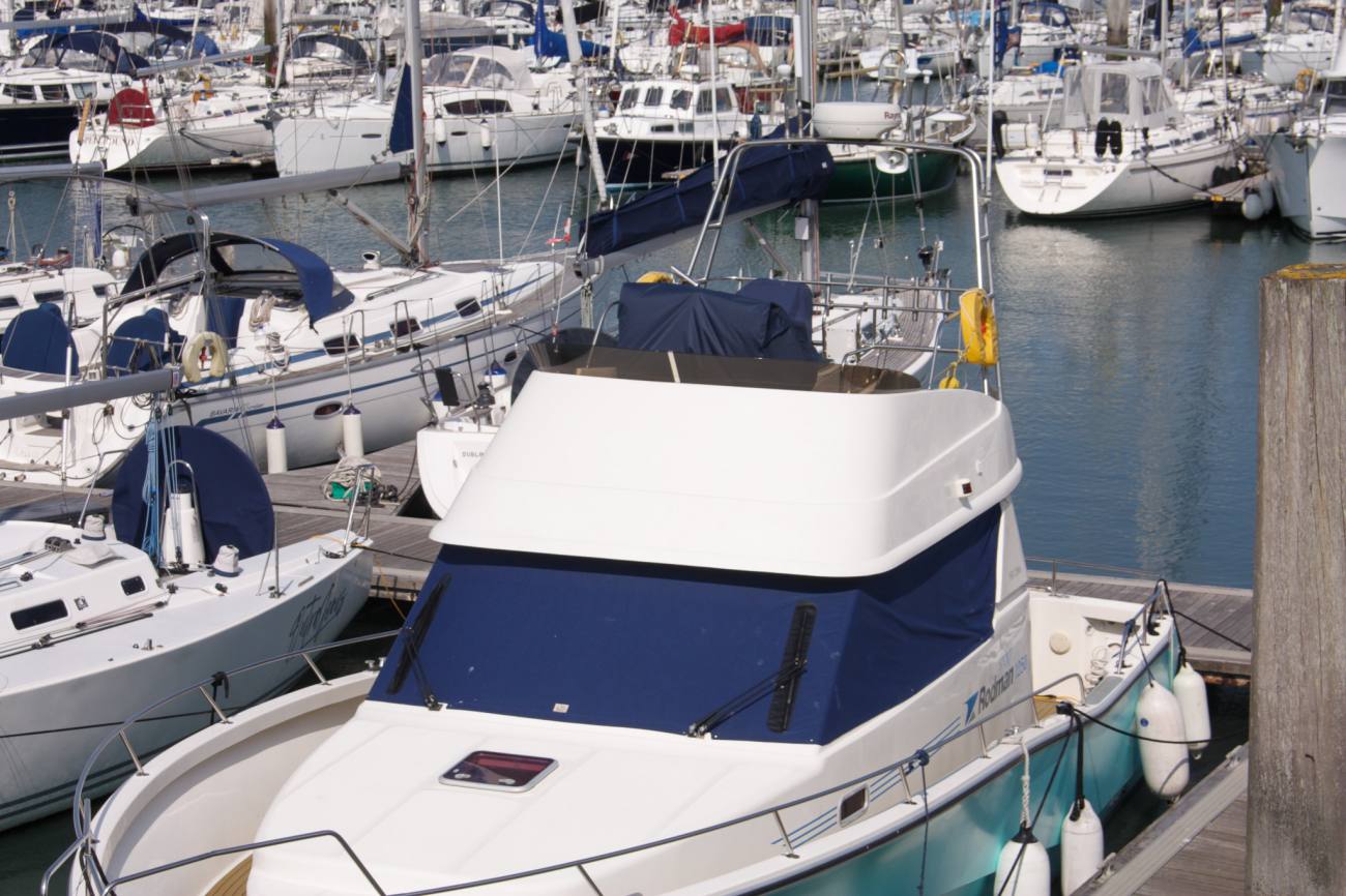 2006 Rodman 1250 image 15
