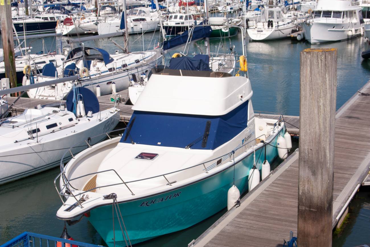 2006 Rodman 1250 image 13