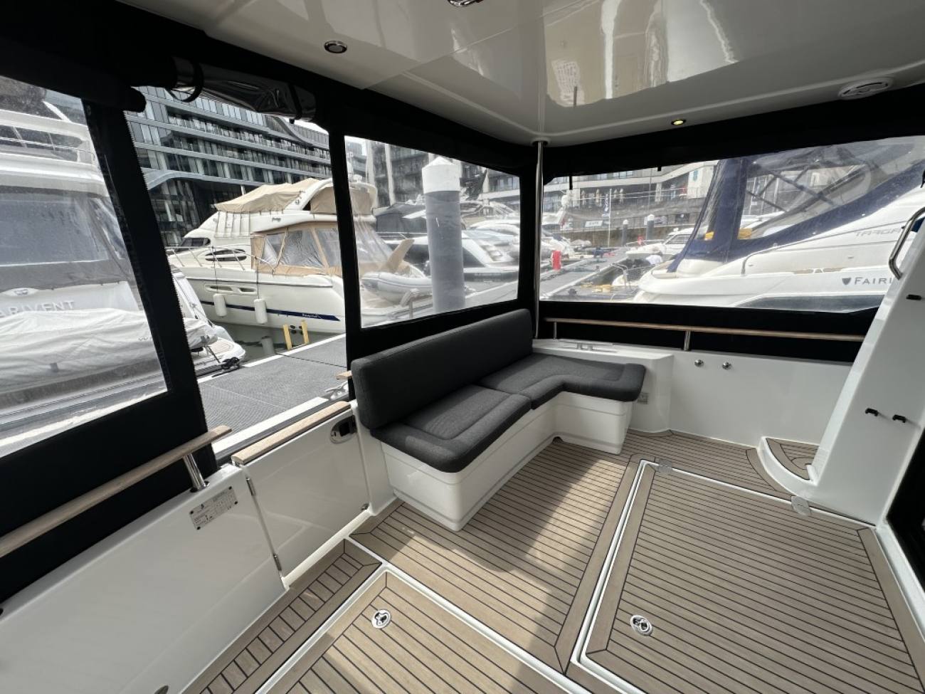 2015 Beneteau Swift Trawler 44 image 29