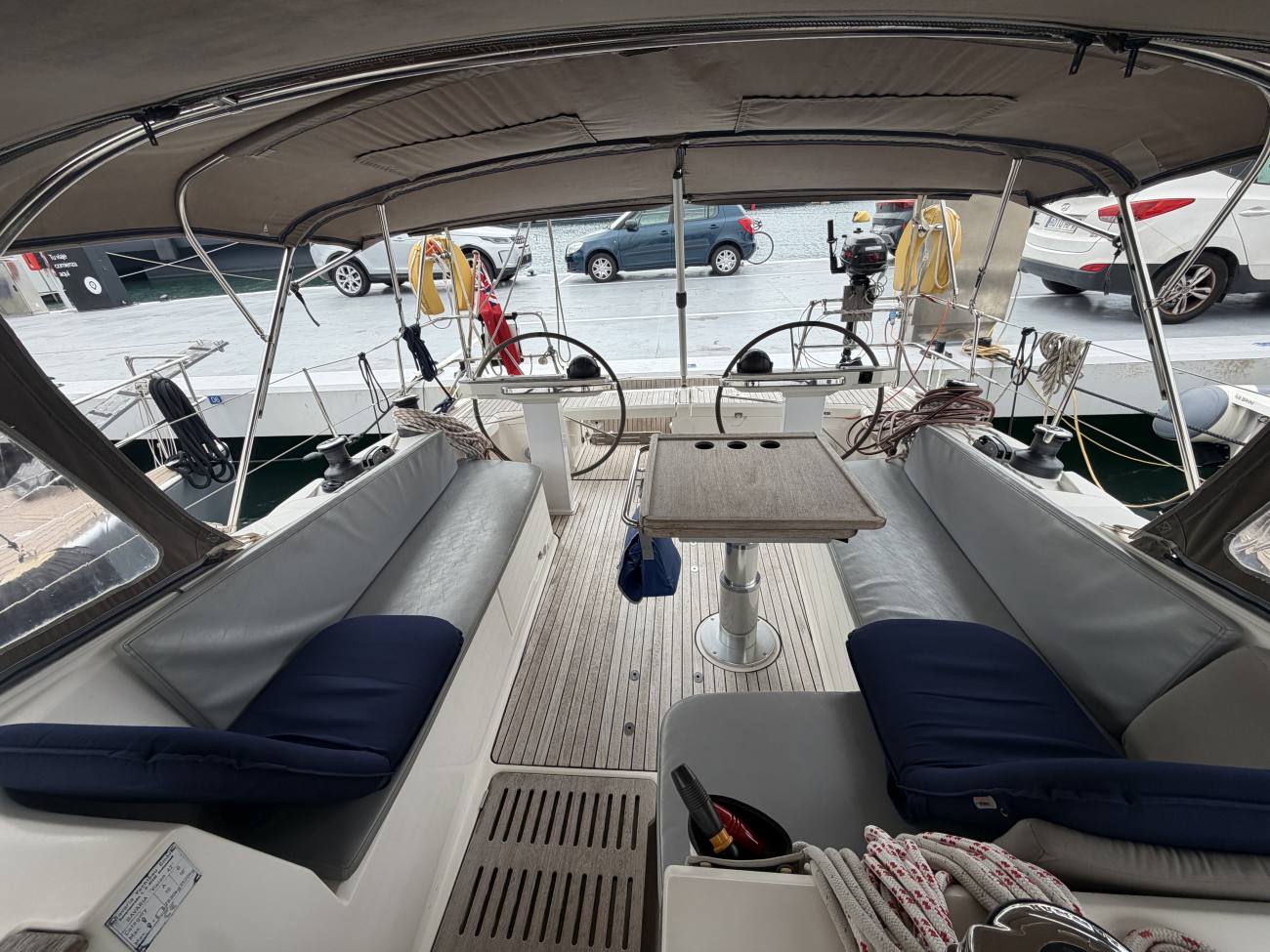 2018 Bavaria Vision 42 image 4