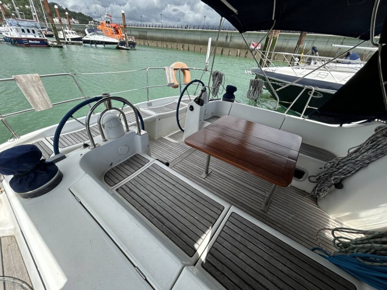 2004 Beneteau Oceanis 473 image 20