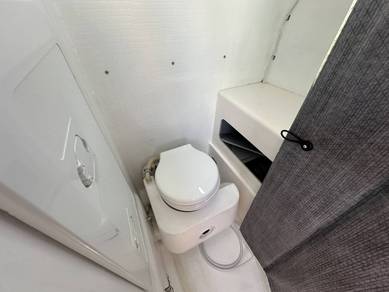 2019 One Design L30 image 18