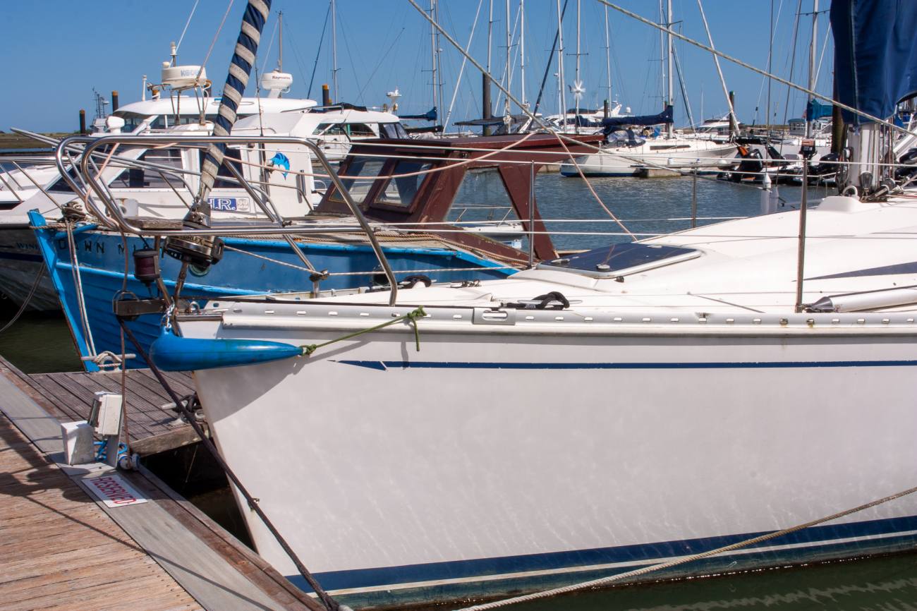 2000 Elan 333 image 16