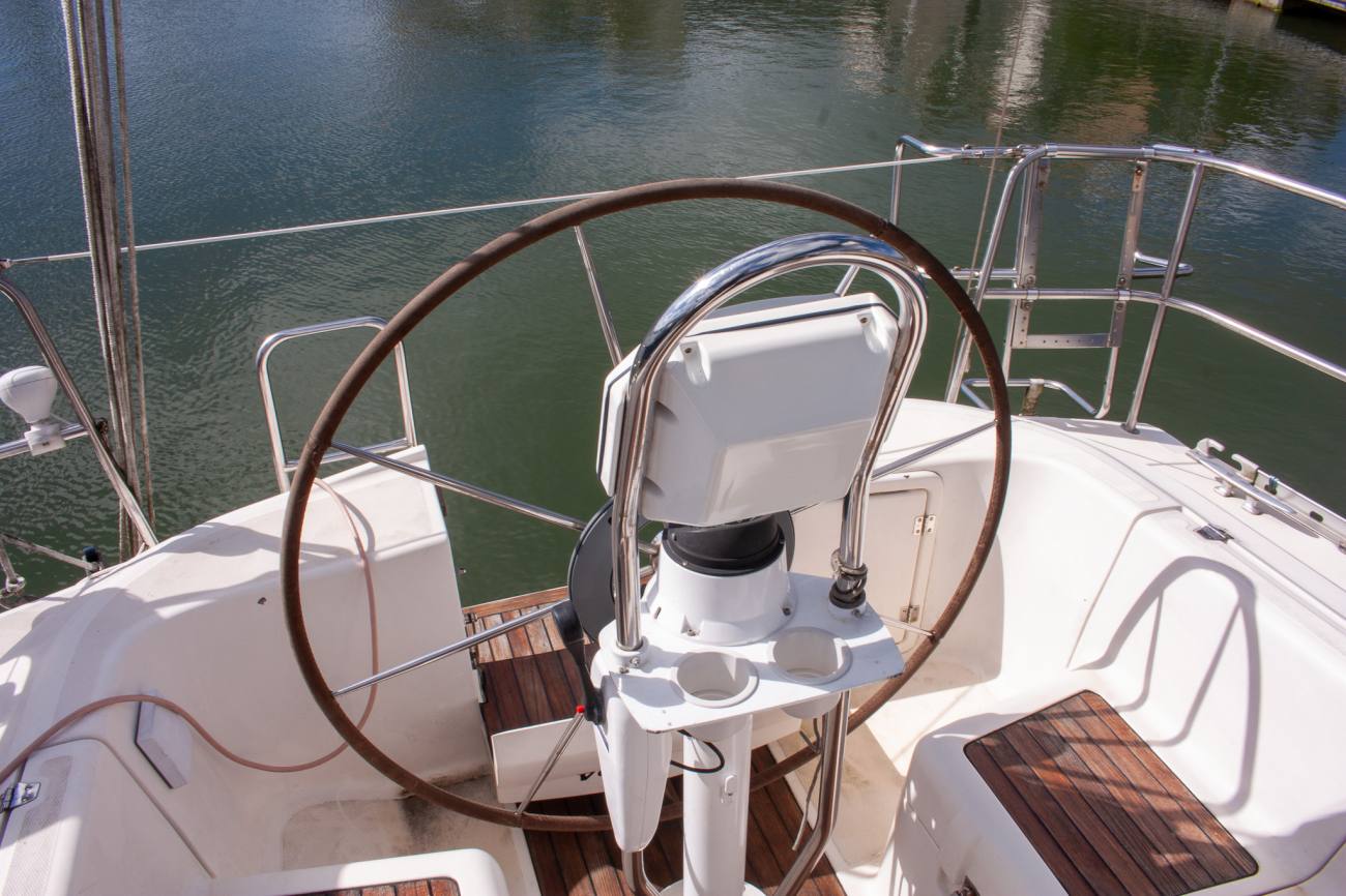 2000 Elan 333 image 29