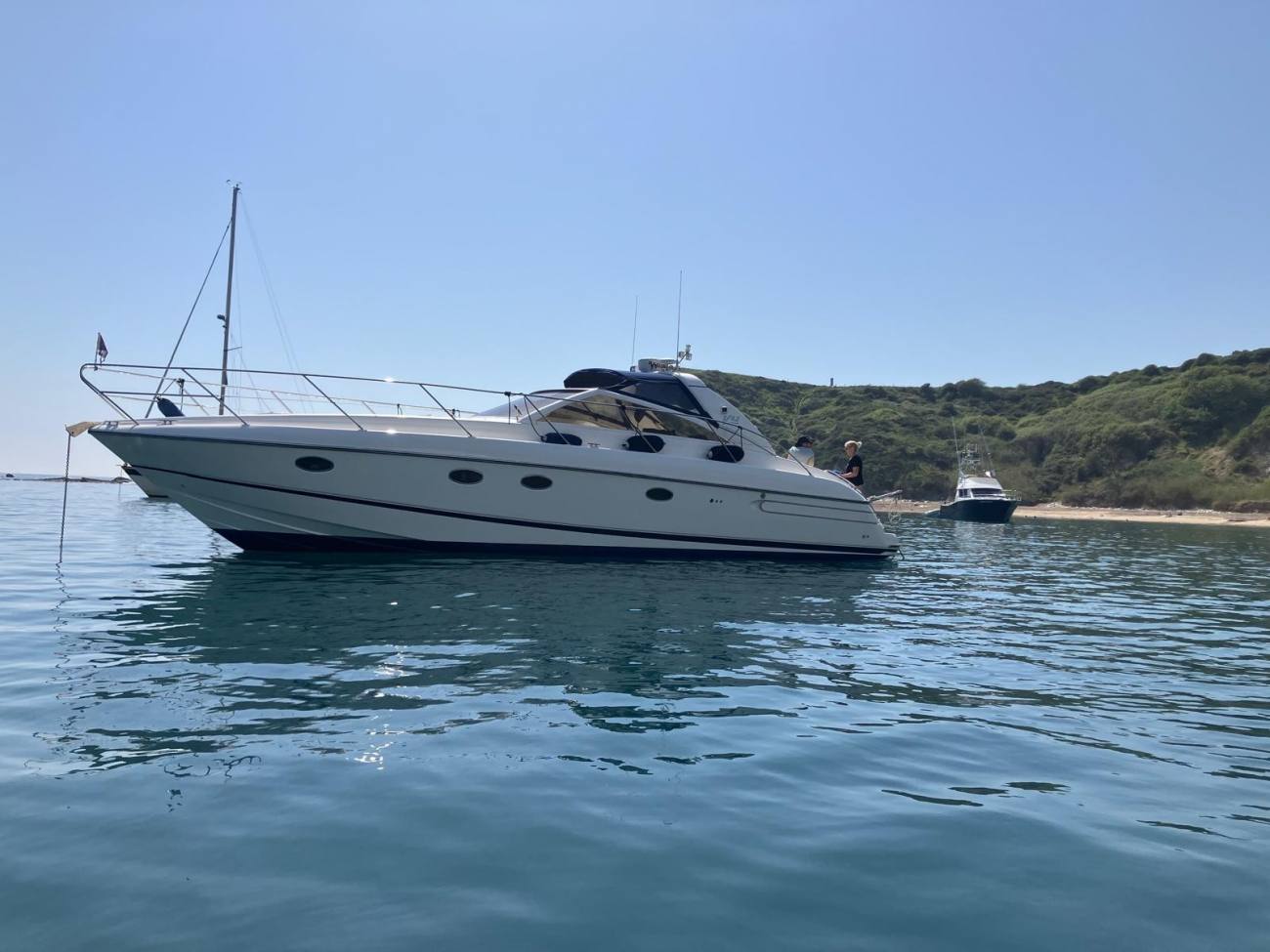 2005 Princess V42 image 7