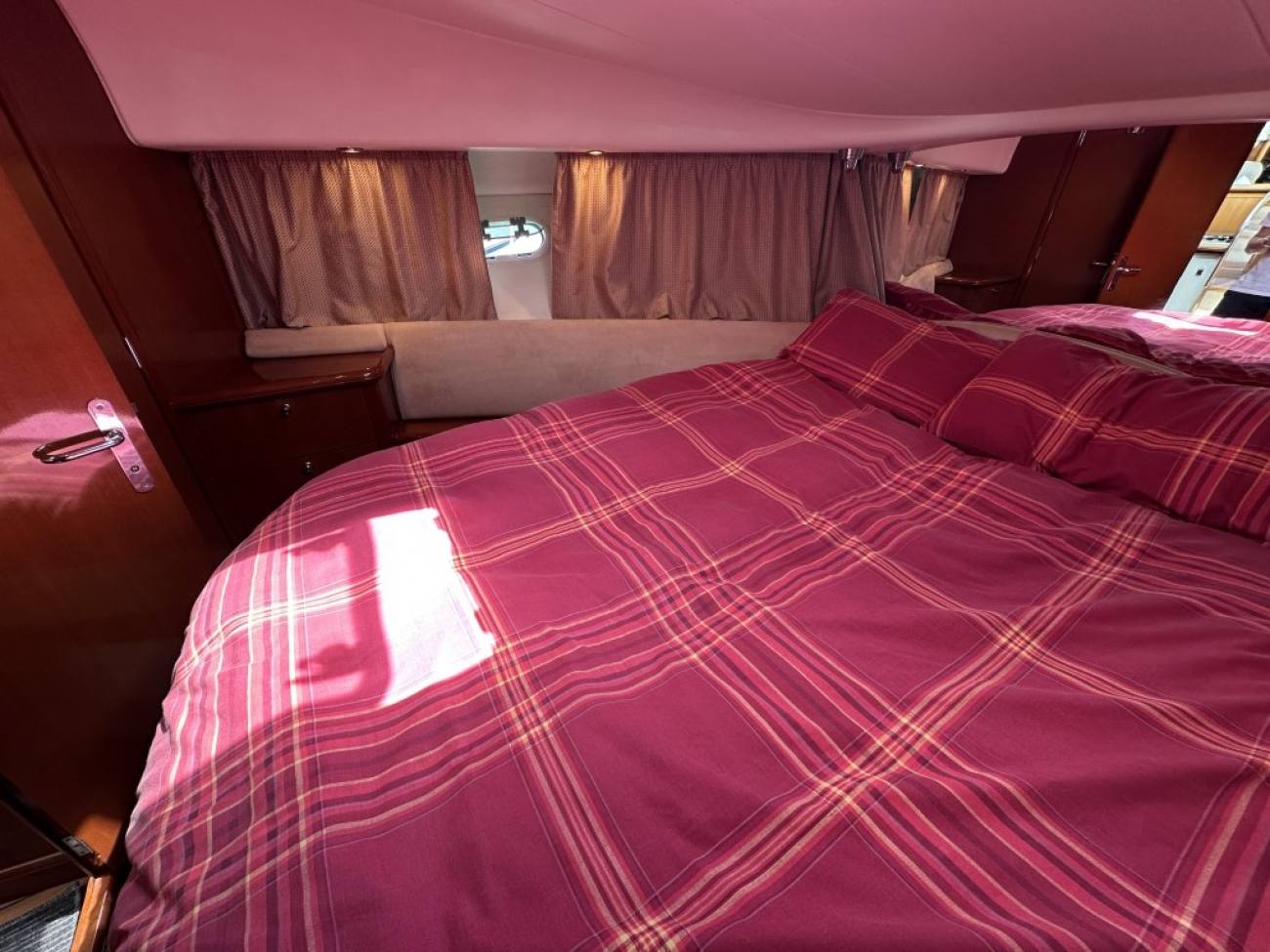 2006 Jeanneau Prestige 36 image 2