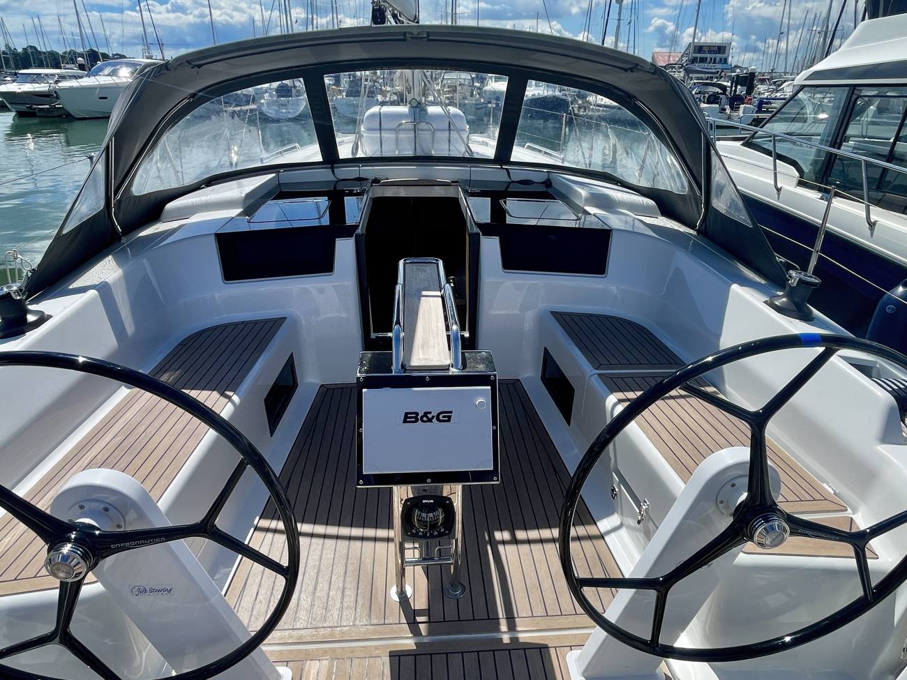 2022 Hanse 418 image 20