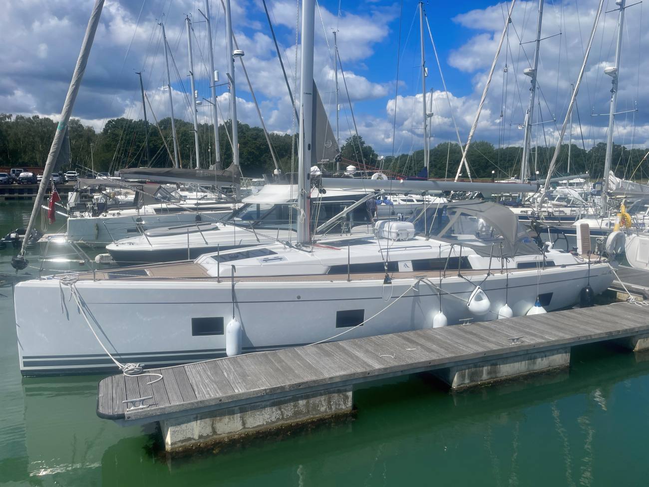 2022 Hanse 418 image 12