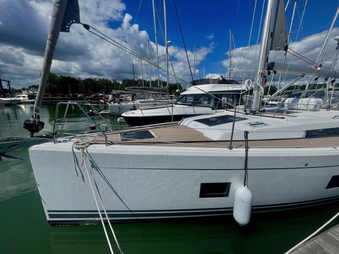 2022 Hanse 418 image 16