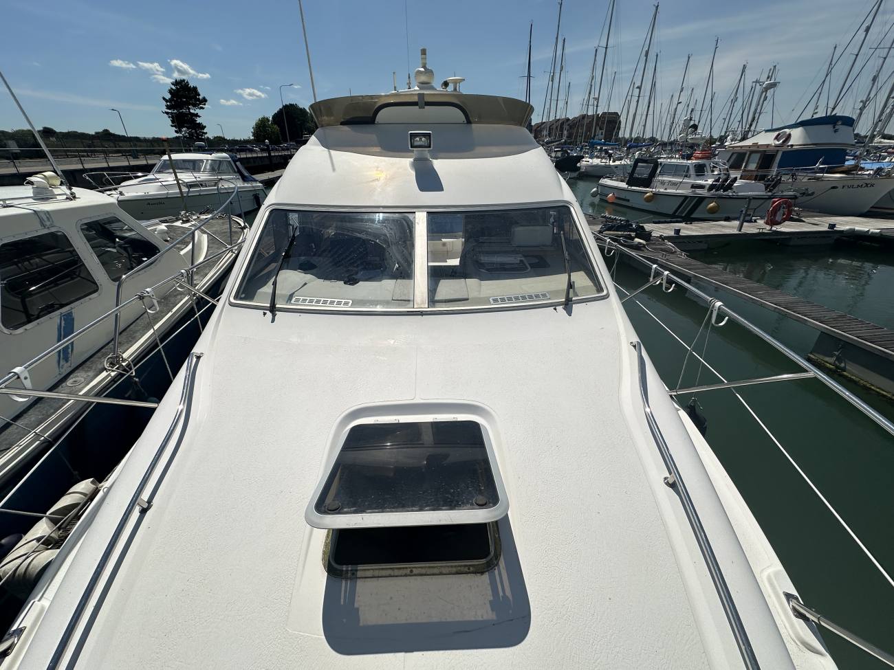 1997 Sealine 330 Statesman image 14