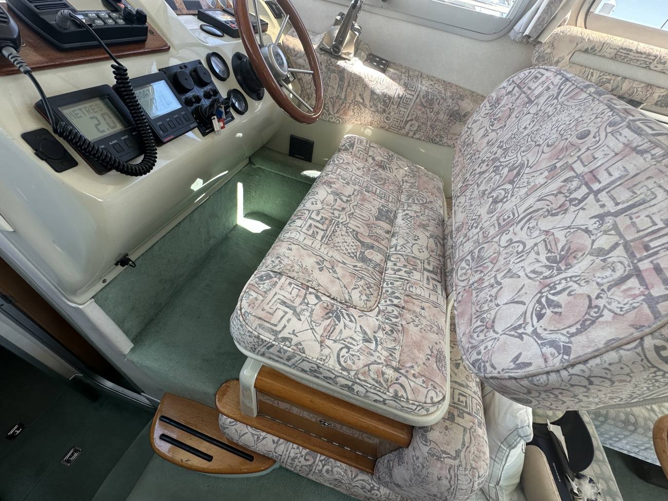 1997 Sealine 330 Statesman image 39