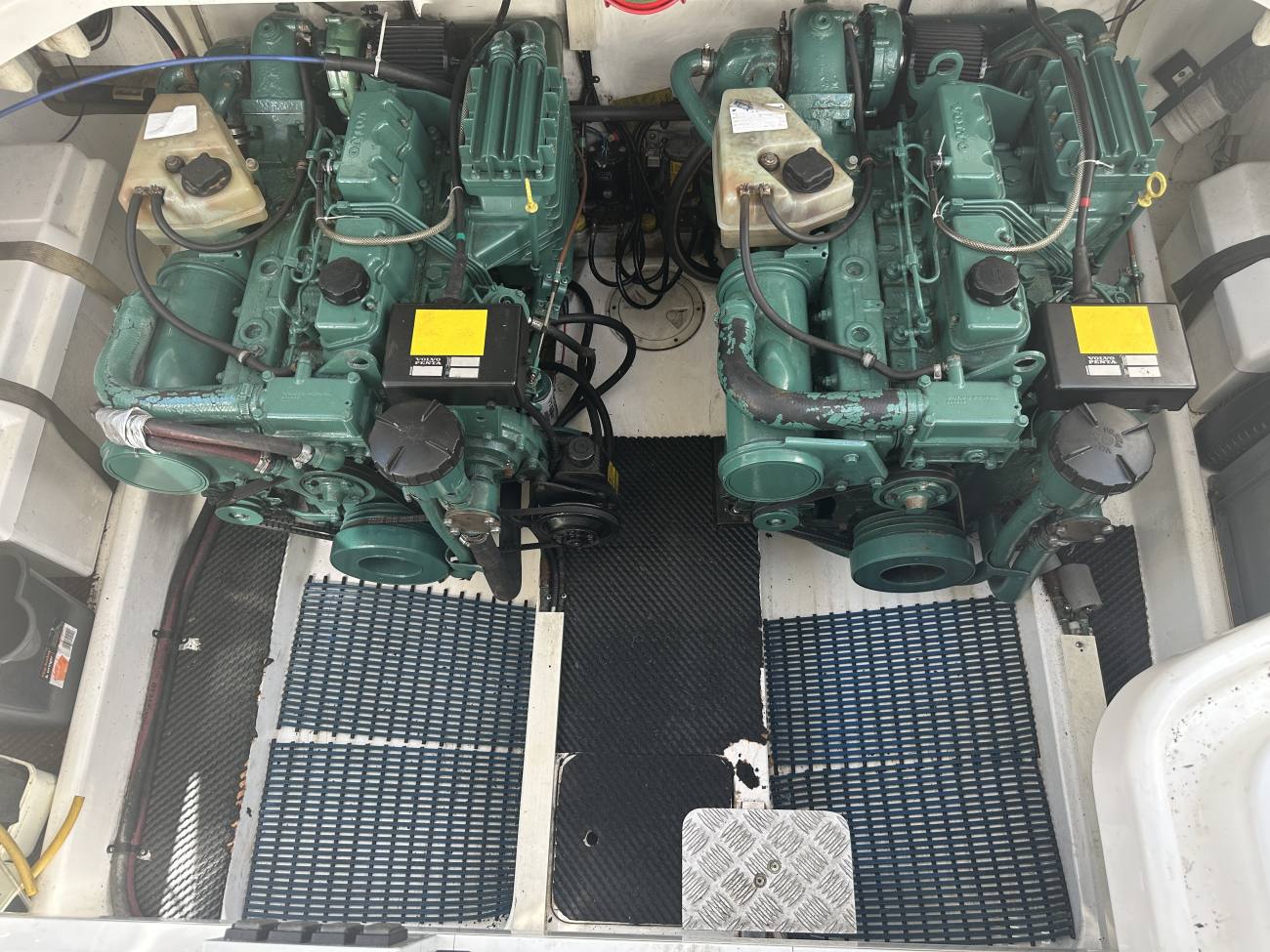 1997 Sealine 330 Statesman image 10