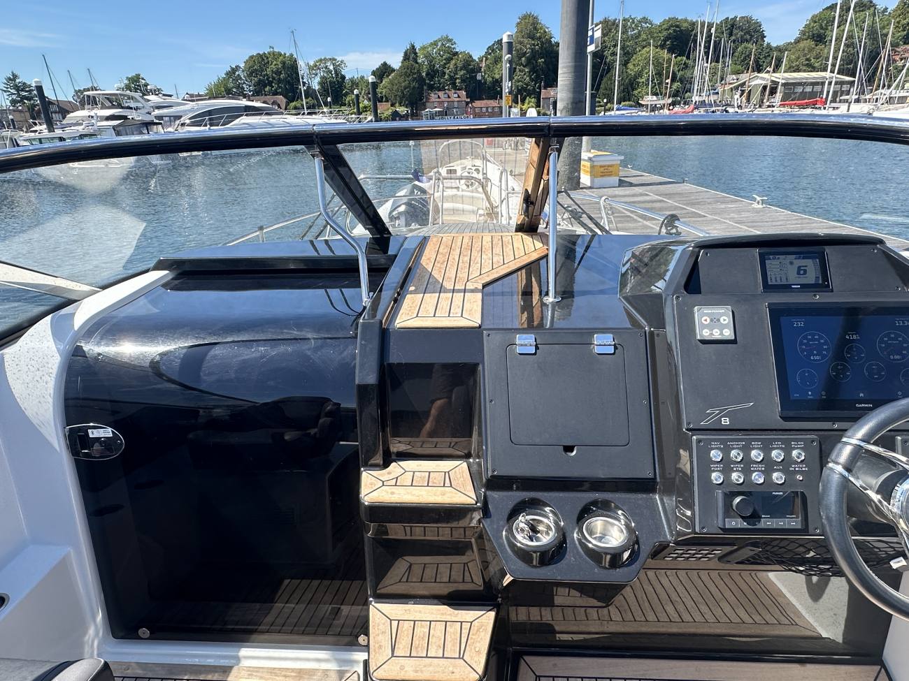 2022 Finnmaster T8 image 4
