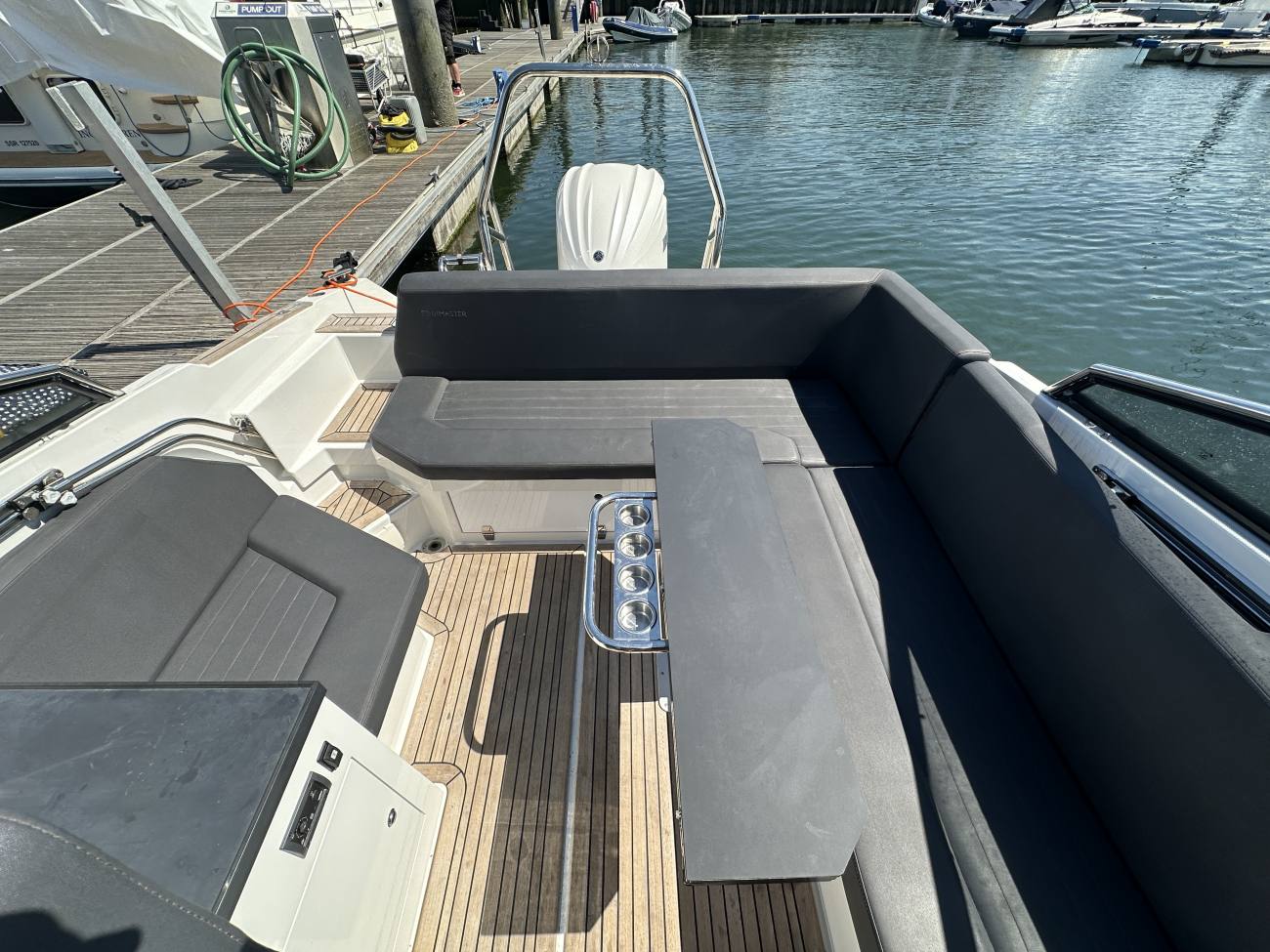 2022 Finnmaster T8 image 19