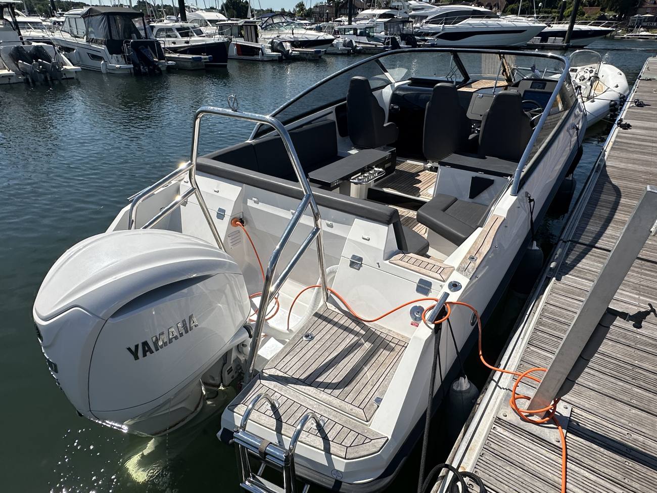 2022 Finnmaster T8 image 15