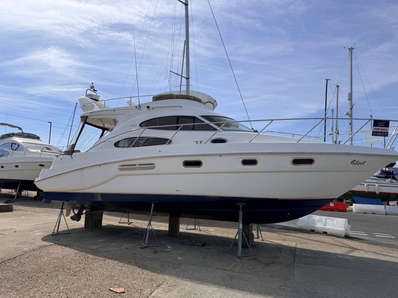 2010 Sealine F37