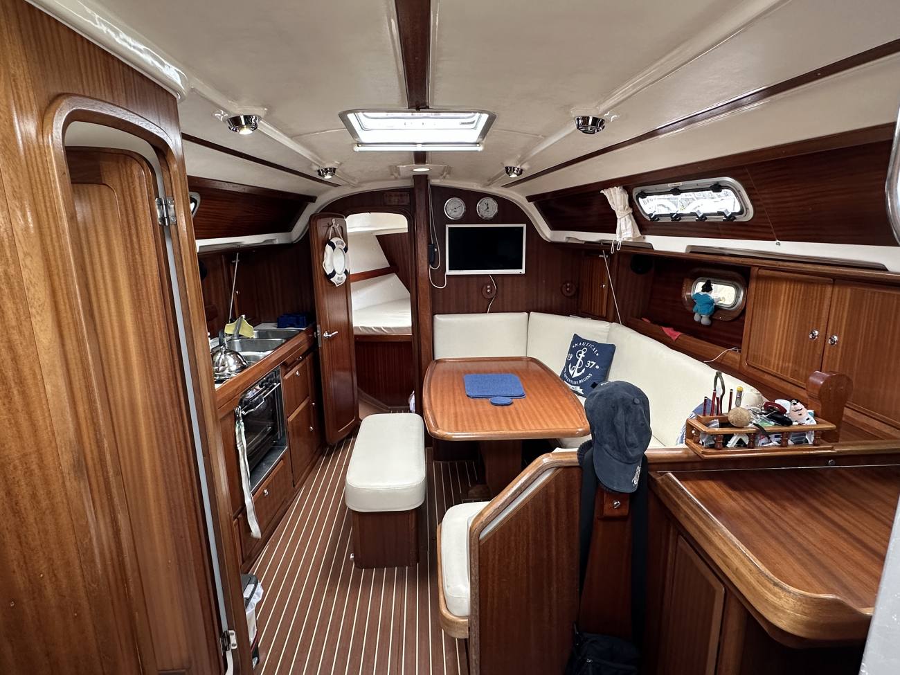 2000 Bavaria 36 Holiday image 18