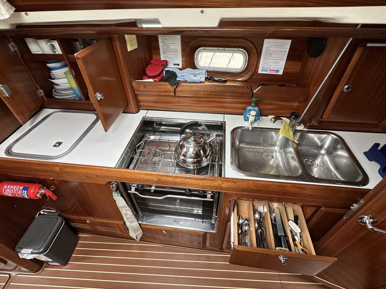 2000 Bavaria 36 Holiday image 33