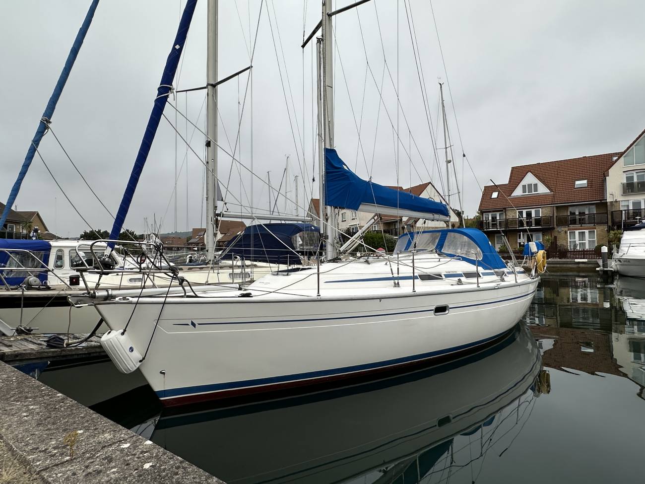 2000 Bavaria 36 Holiday image 48