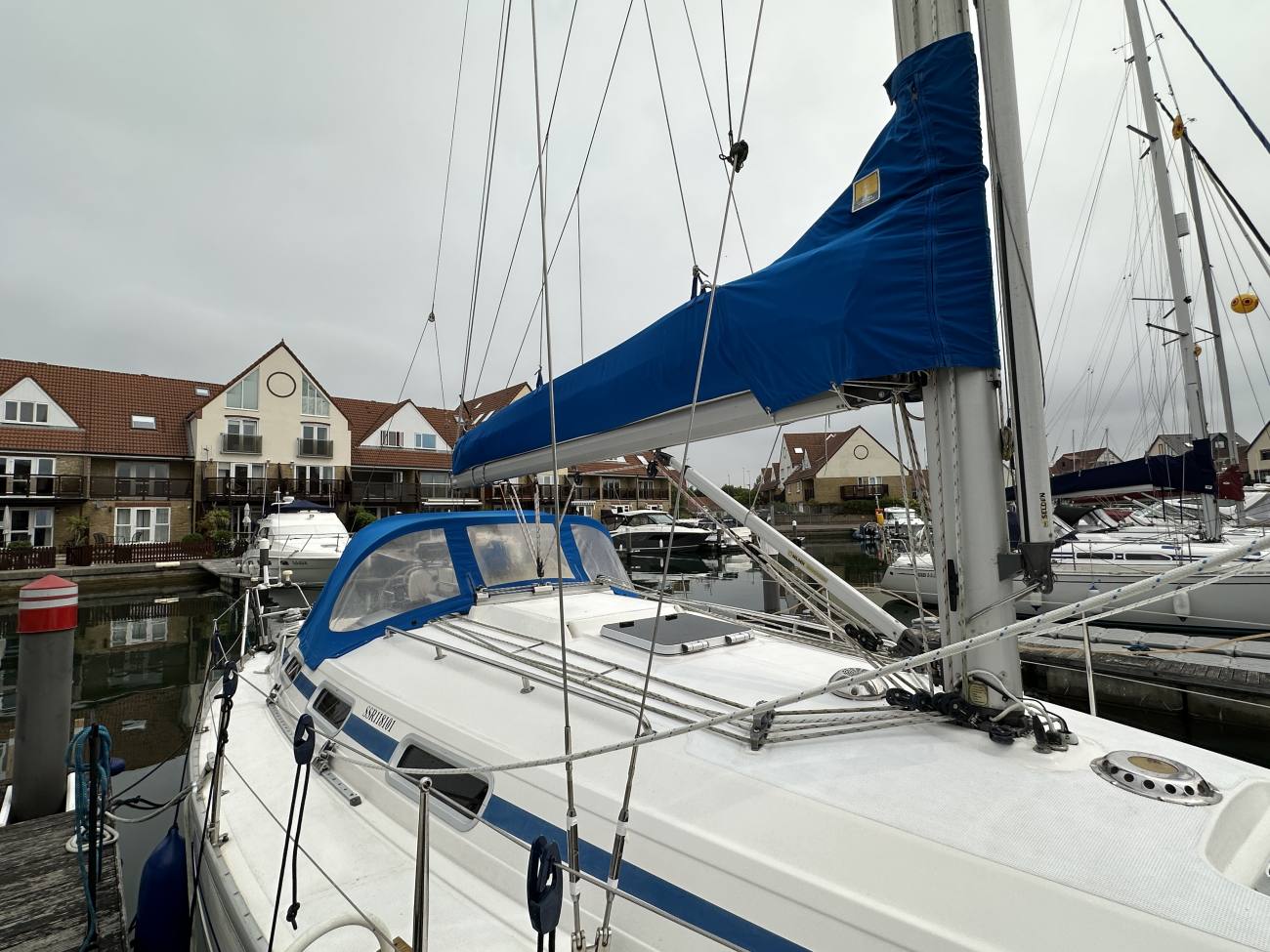 2000 Bavaria 36 Holiday image 13