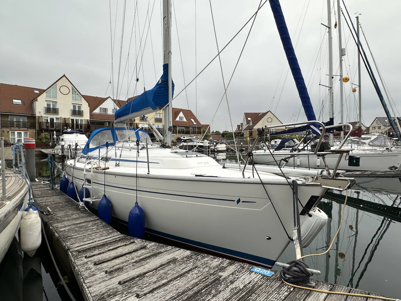 2000 Bavaria 36 Holiday image 12