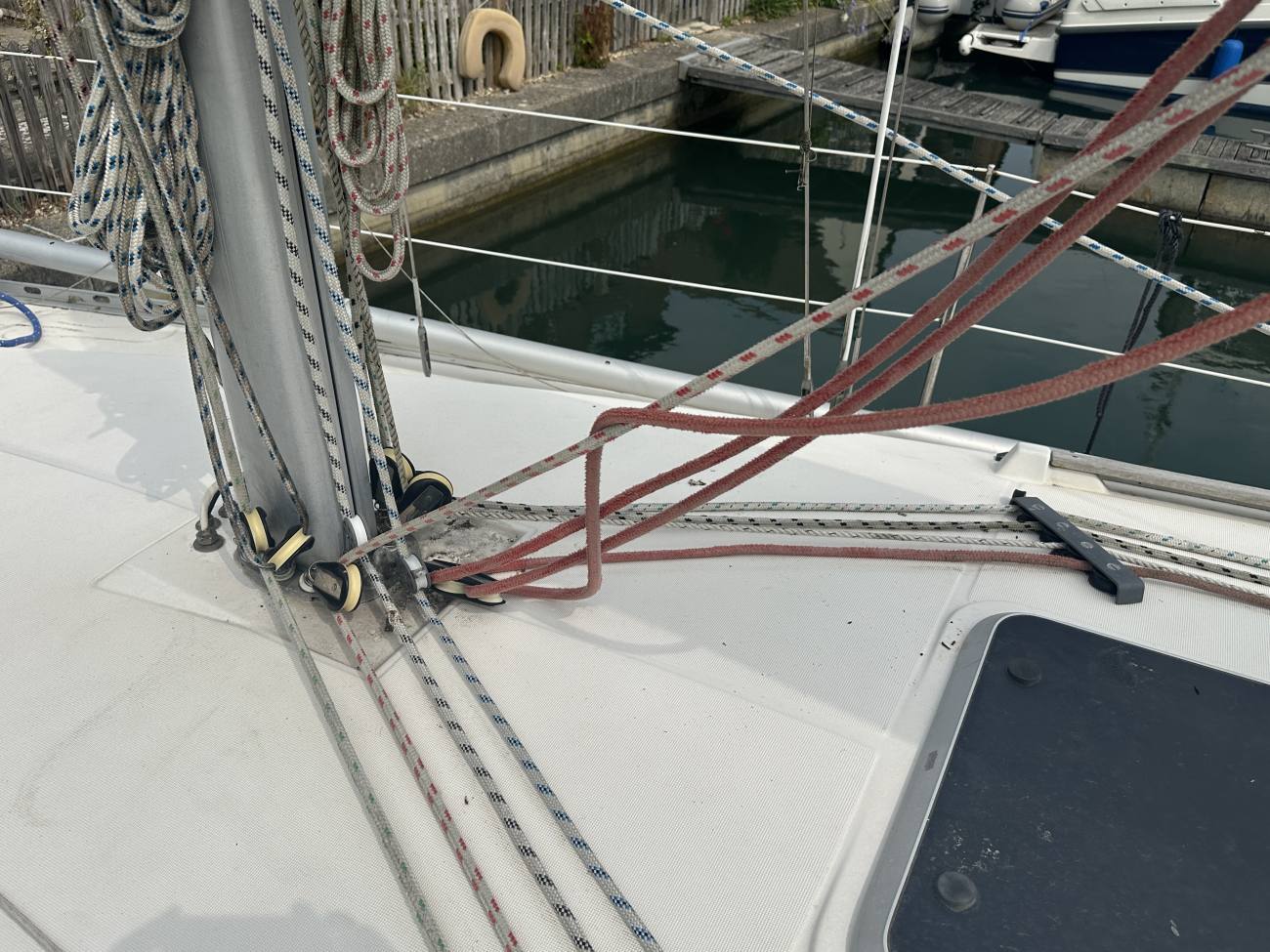 1997 Jeanneau 342 image 13
