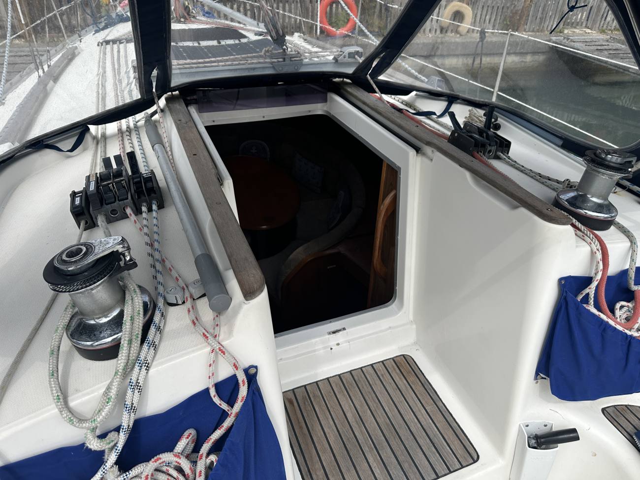 1997 Jeanneau 342 image 16