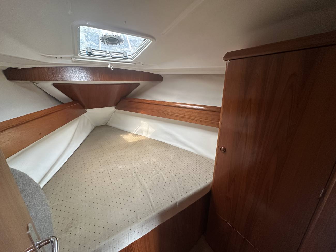 1997 Jeanneau 342 image 20