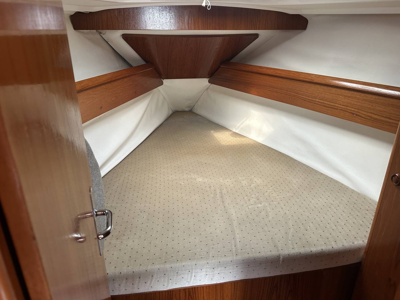 1997 Jeanneau 342 image 22