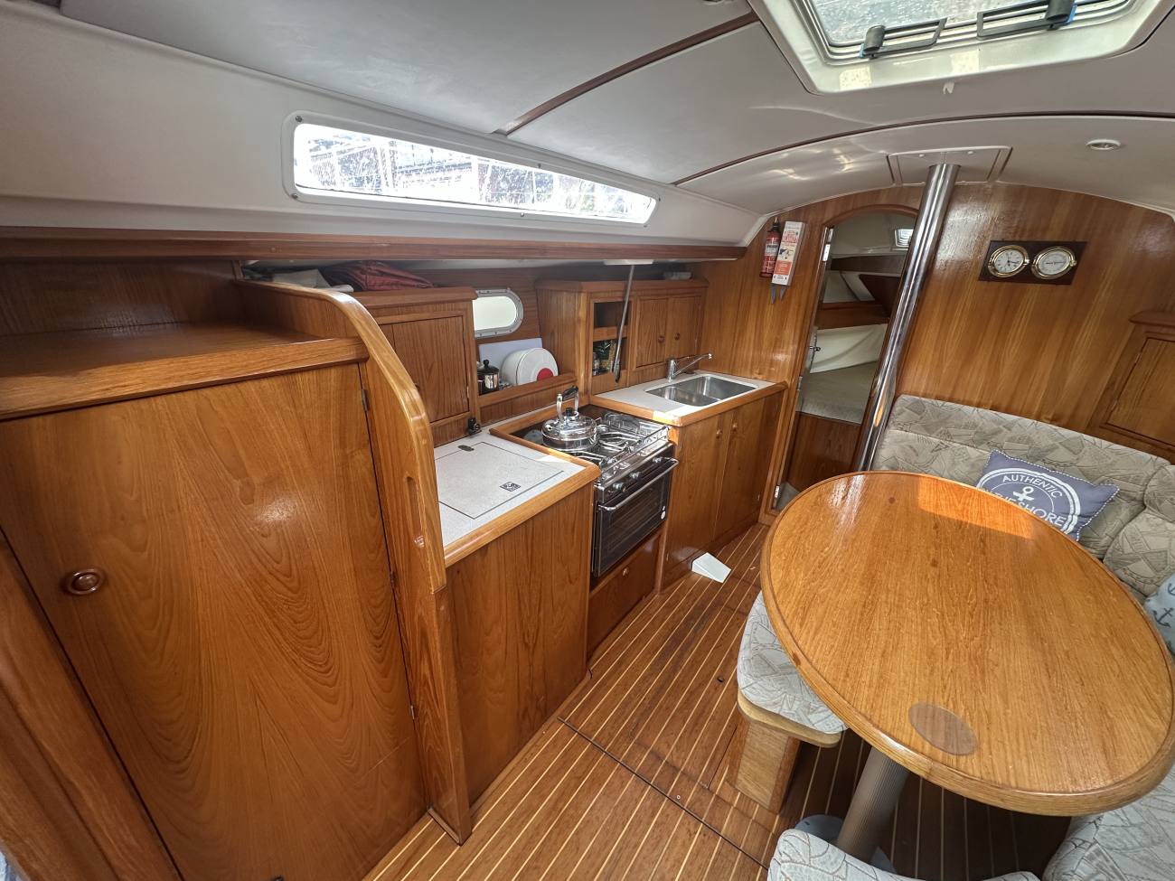 1997 Jeanneau 342 image 26