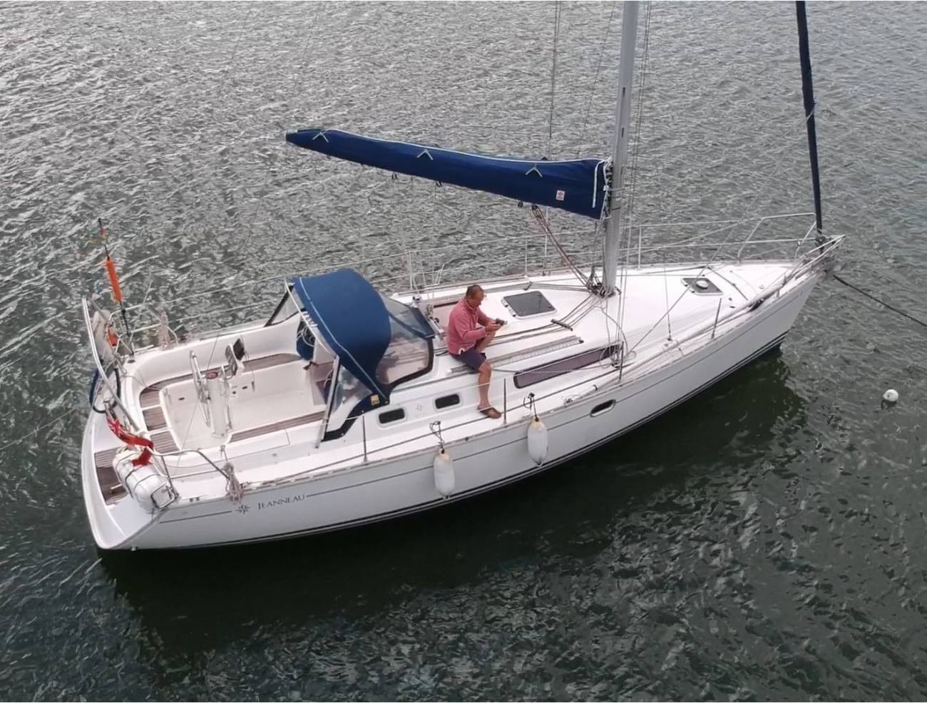 1997 Jeanneau 342 image 9