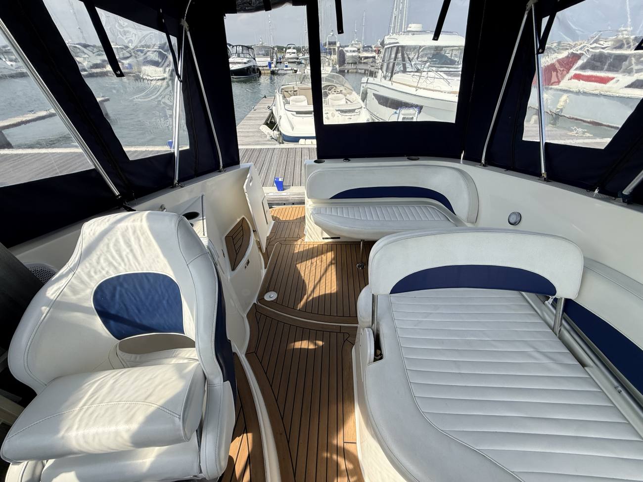 2005 Bayliner 265 image 15