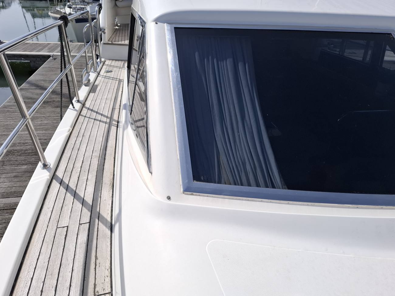 2000 Atlantic 42 image 15
