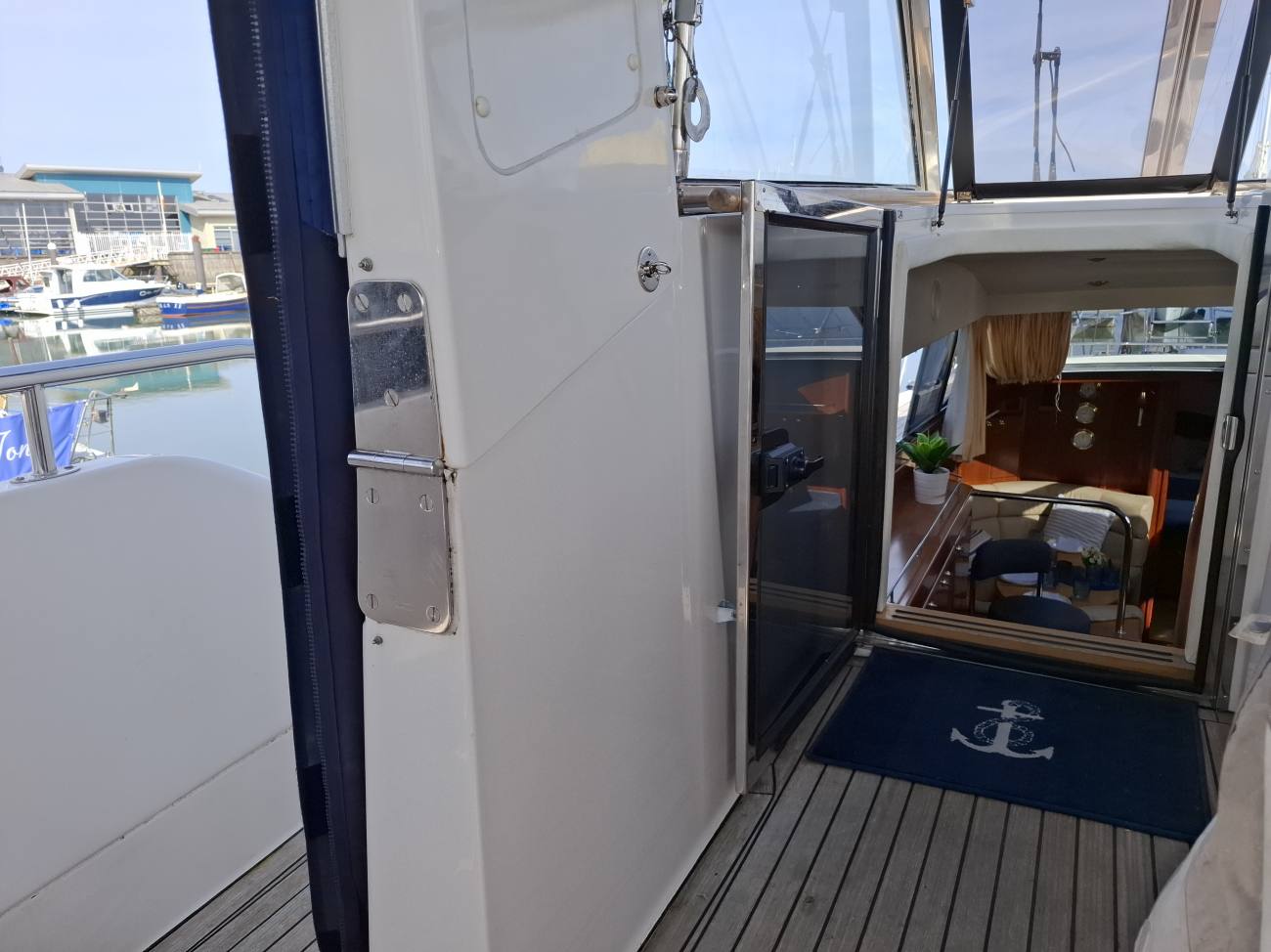 2000 Atlantic 42 image 21
