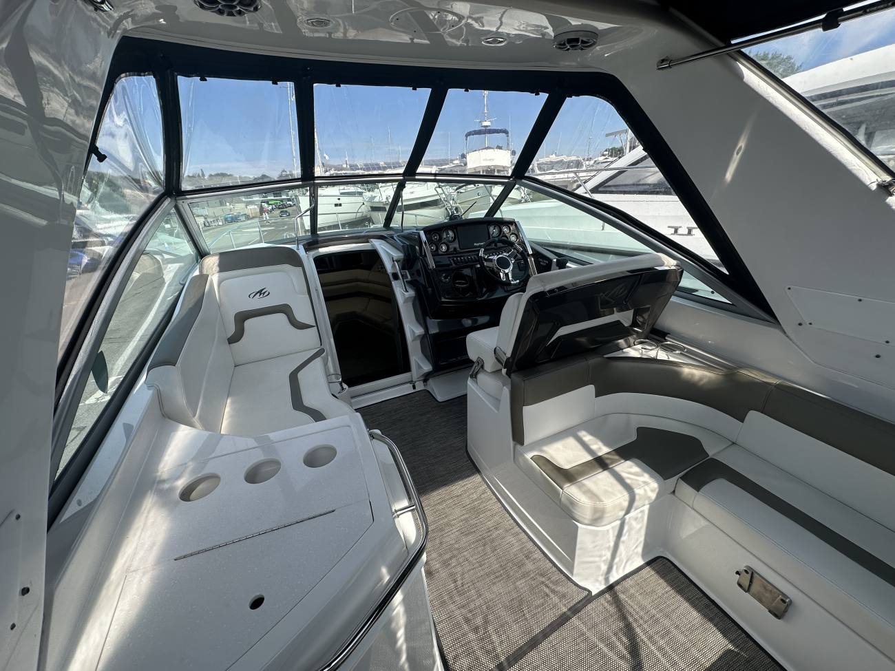 2018 Monterey 275 SY image 19