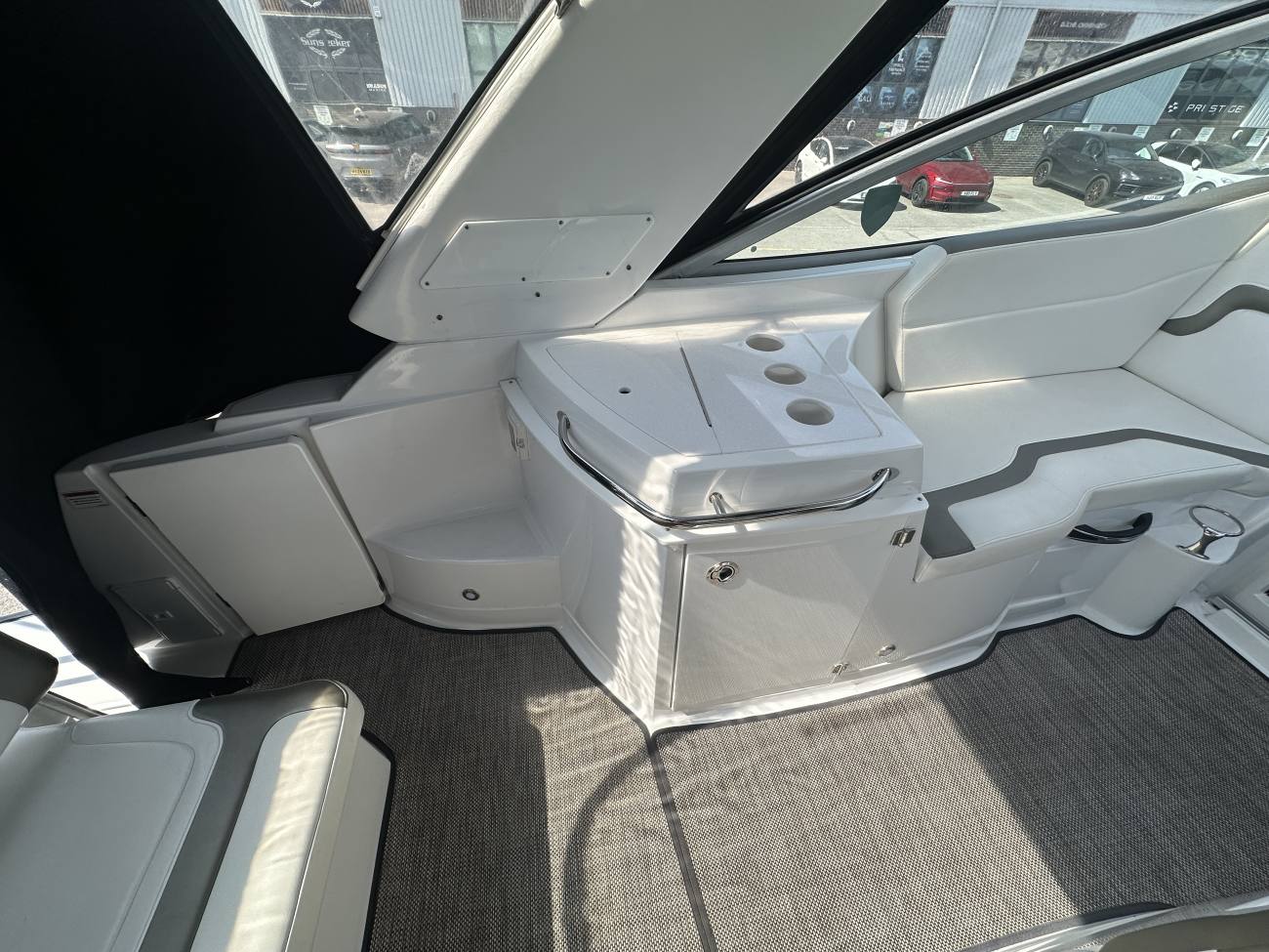 2018 Monterey 275 SY image 22