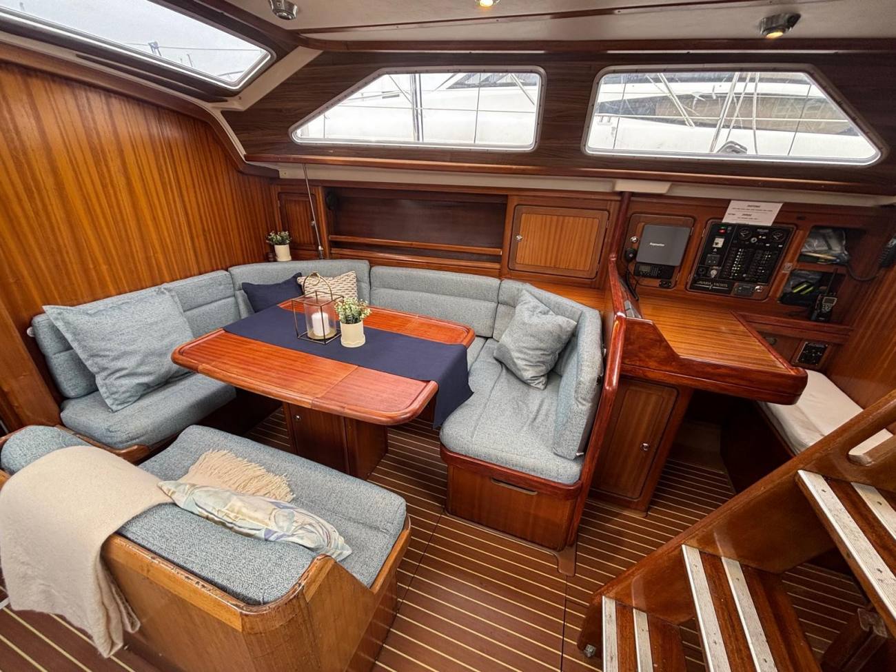 2001 Bavaria Ocean 47 CC image 31
