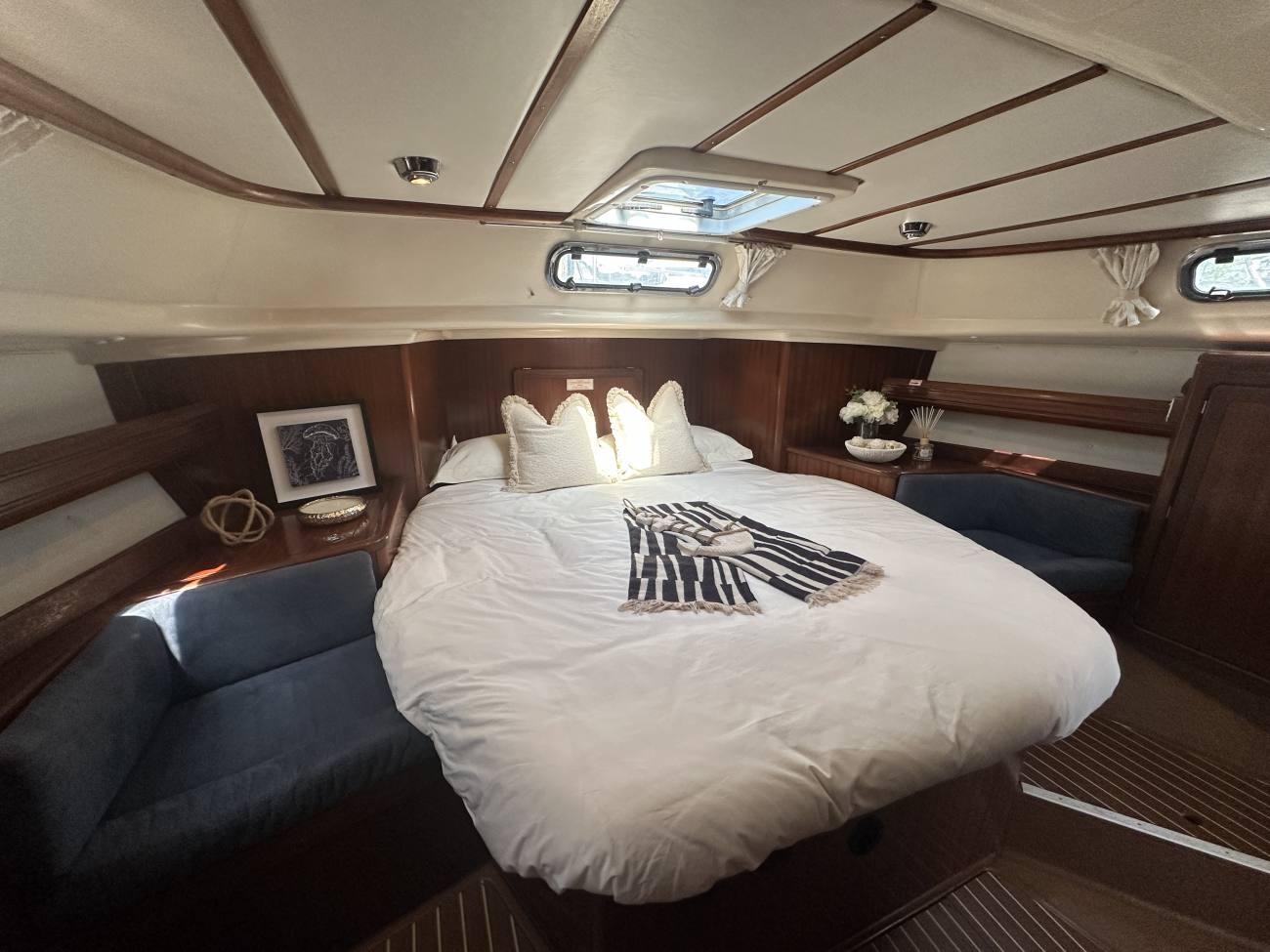 2001 Bavaria Ocean 47 CC image 46