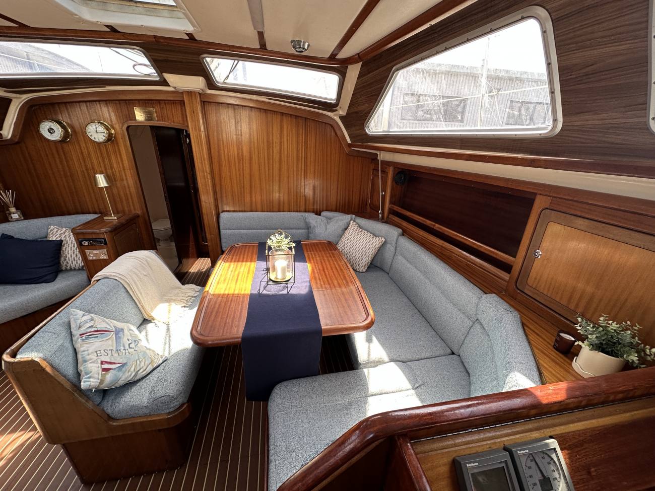 2001 Bavaria Ocean 47 CC image 34