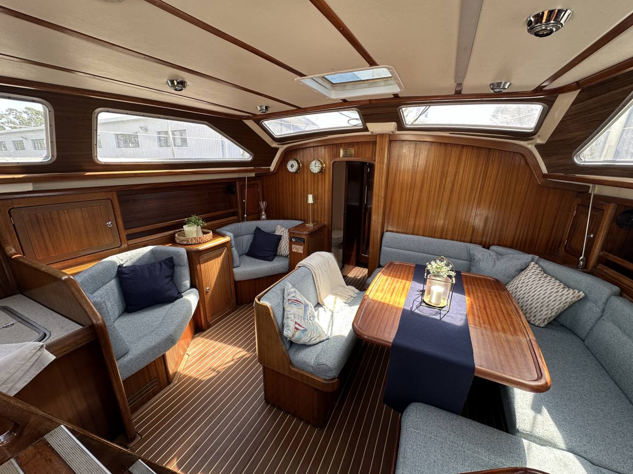 2001 Bavaria Ocean 47 CC image 32