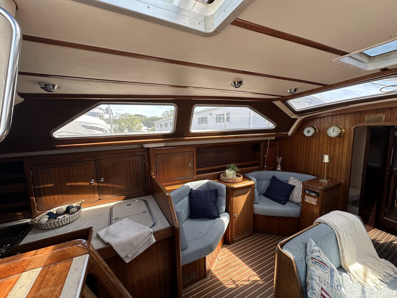 2001 Bavaria Ocean 47 CC image 37