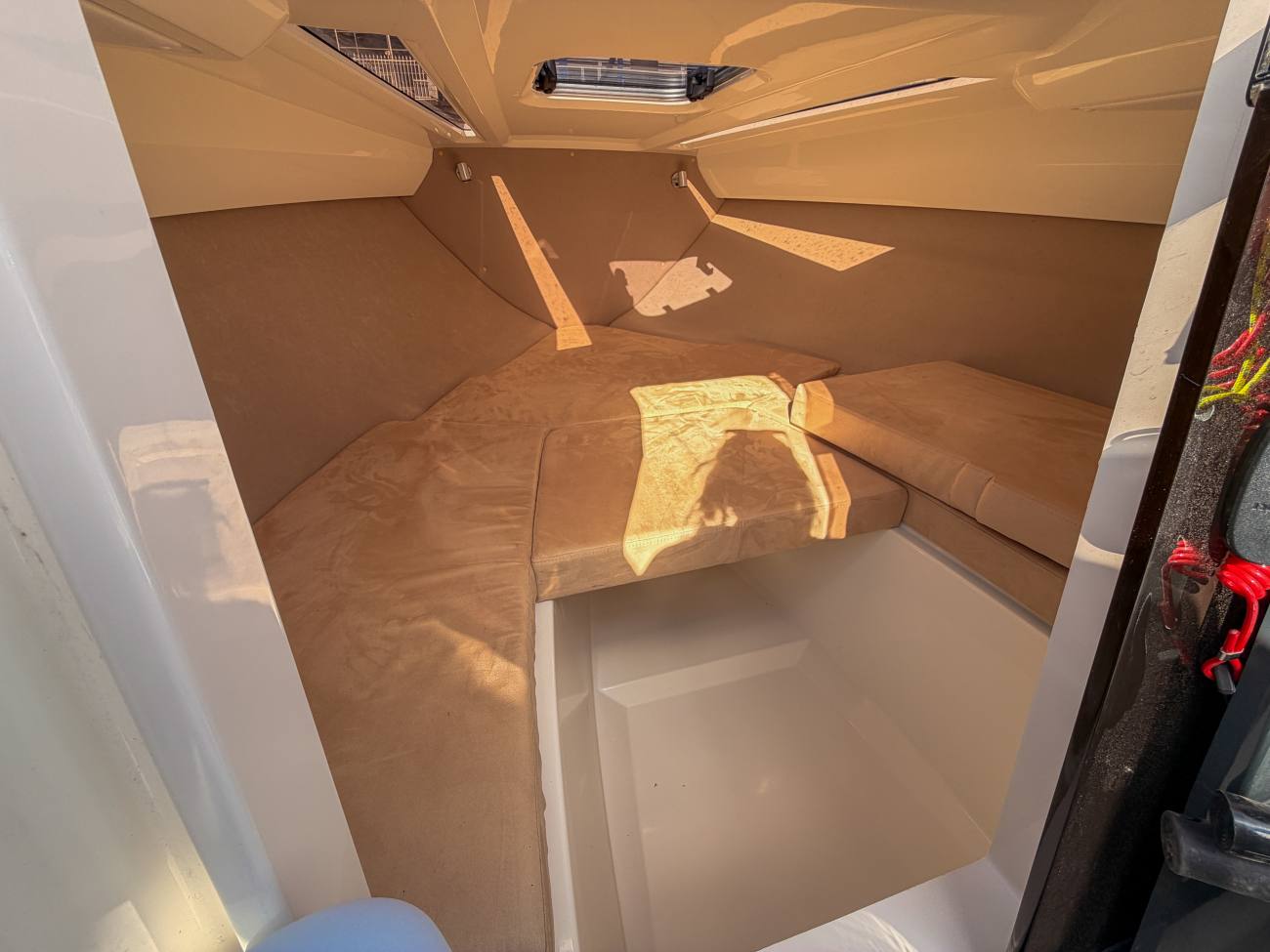 2024 Parker 630  Day Cruiser image 2